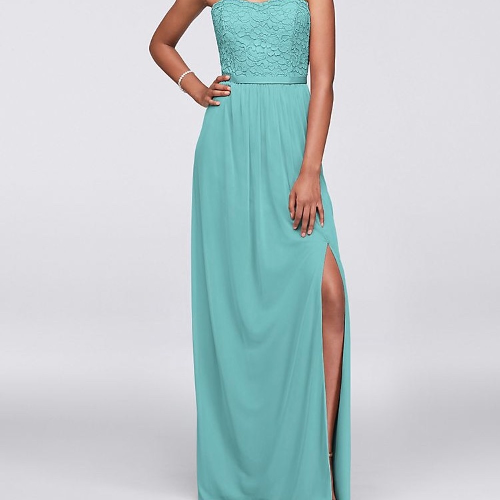 David’s Bridal bridesmaid dress Spa style F18095